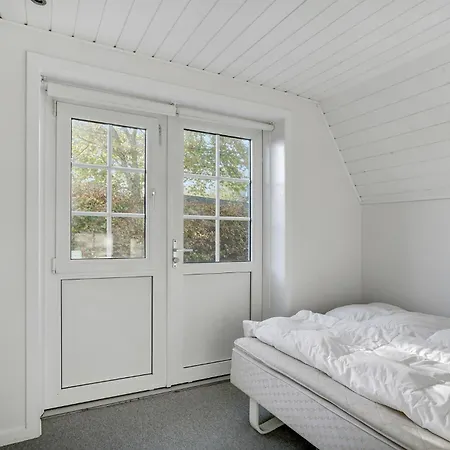 Holiday home Awesome Home In Haderslev With House Sea View Hejlsminde