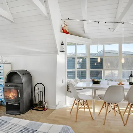 2 Bedroom Awesome Home In Haderslev 別荘